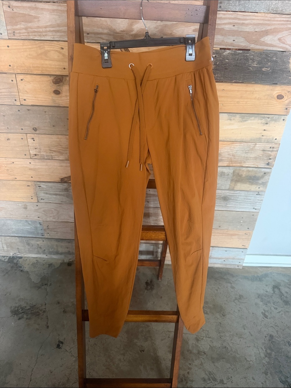 Athleta Men's Jogger Pants in Rust Orange